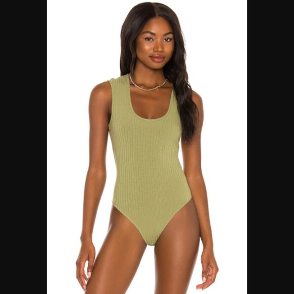 House of Harlow 1960 x Sofia Richie Christy Bodysuit Olive Green Ribbed $98.00 - Picture 2 of 14